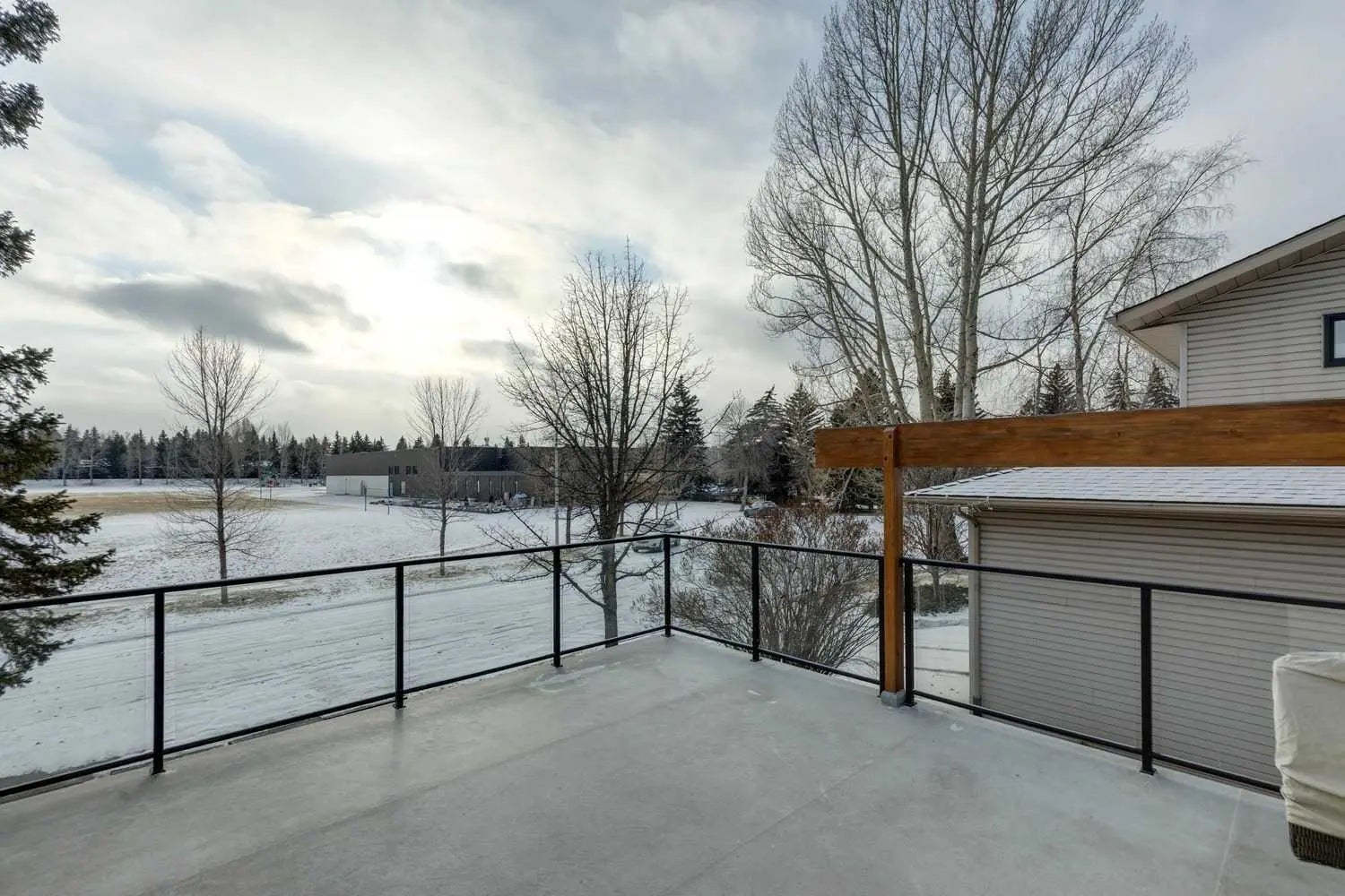 8 Vardana Place Northwest, Calgary – Residential Detached Listing Photo 33