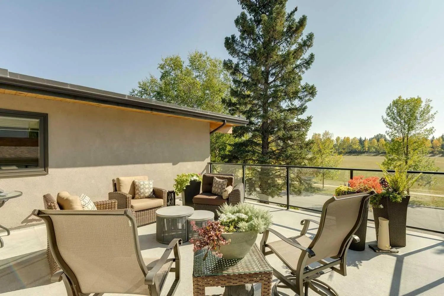 8 Vardana Place Northwest, Calgary – Residential Detached Listing Photo 36