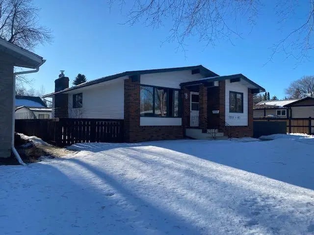 5809 43 Avenue , Camrose