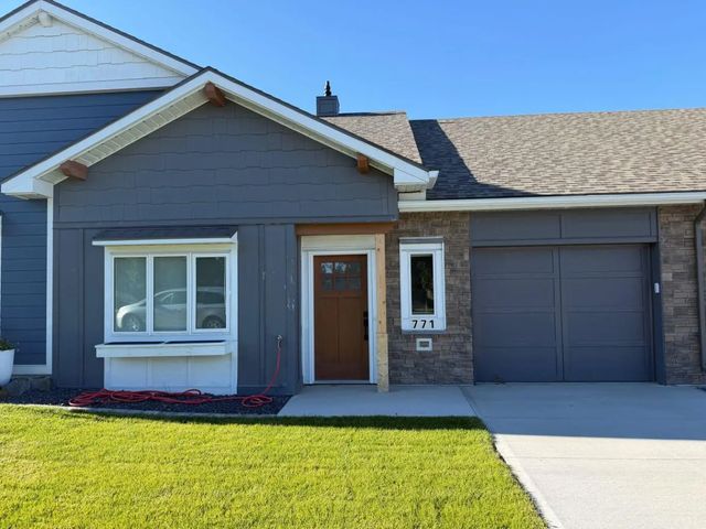 771 7 Avenue W, Cardston