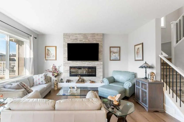 973 Midtown Avenue Sw, Airdrie