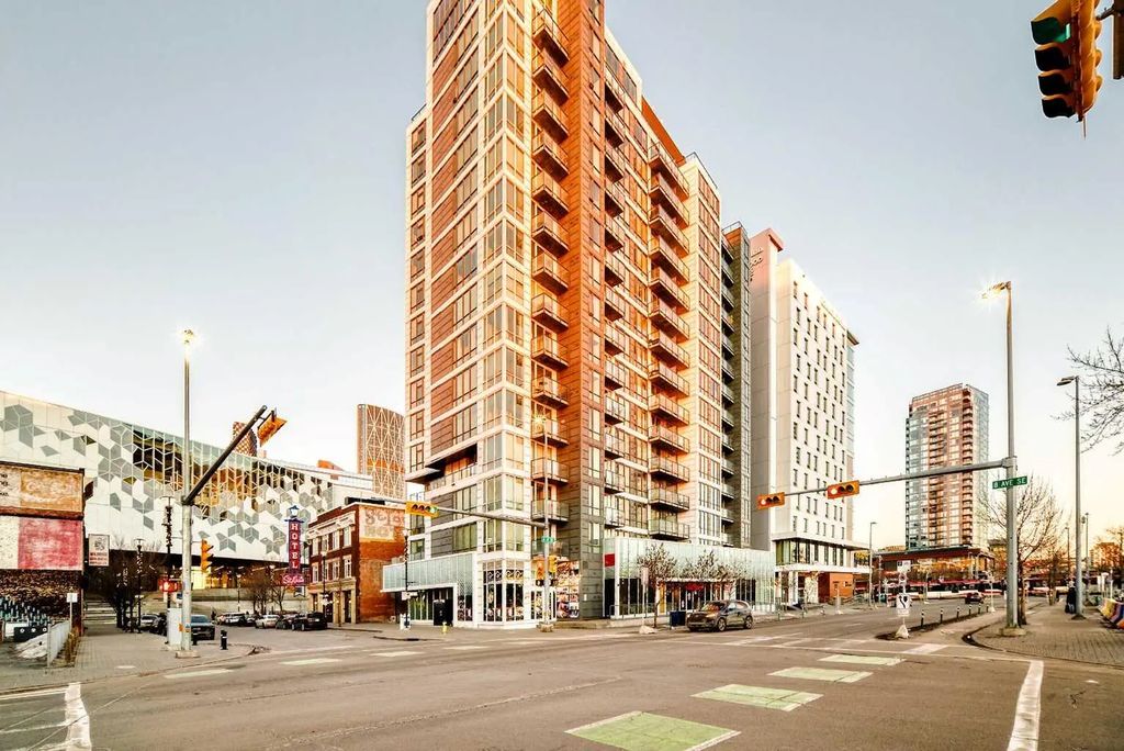 310 450 8 Avenue Se, Calgary