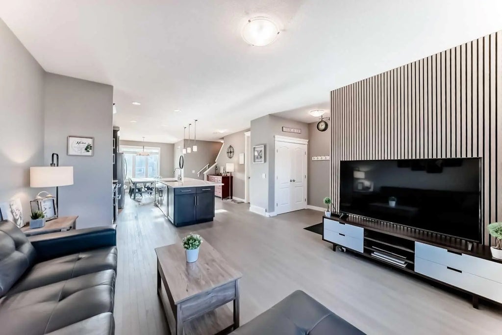 261 River Heights Drive , Cochrane