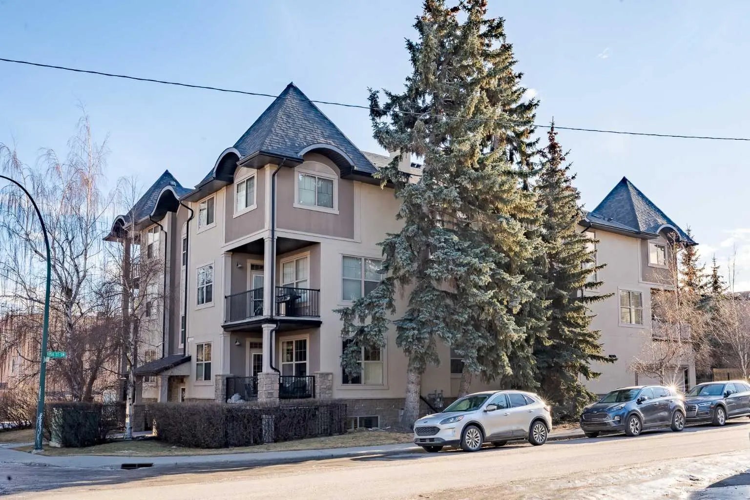101, 3704 15a Street Southwest, Calgary – Residential Apartment Listing Photo 2