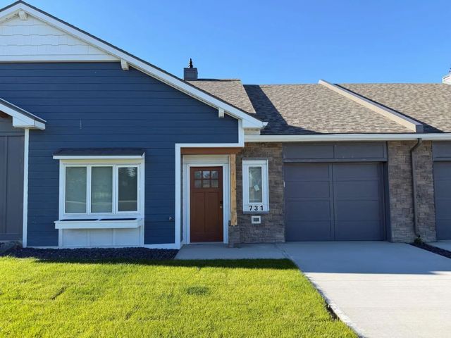 731 7 Avenue W, Cardston