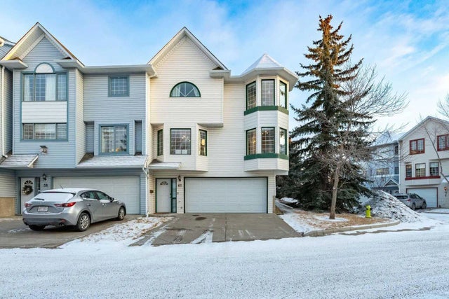 60 Prominence View Sw, Calgary