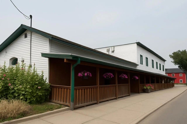 4936 50 Street , Alix