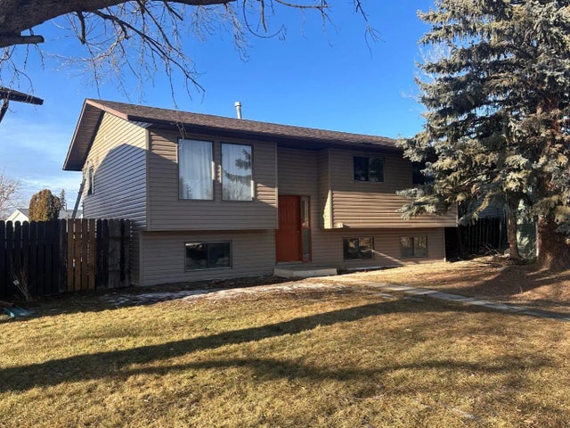 52 Wildrose Crescent , Brooks