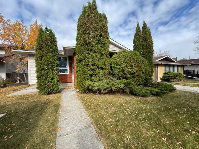 467 Berkley Crescent Nw, Calgary