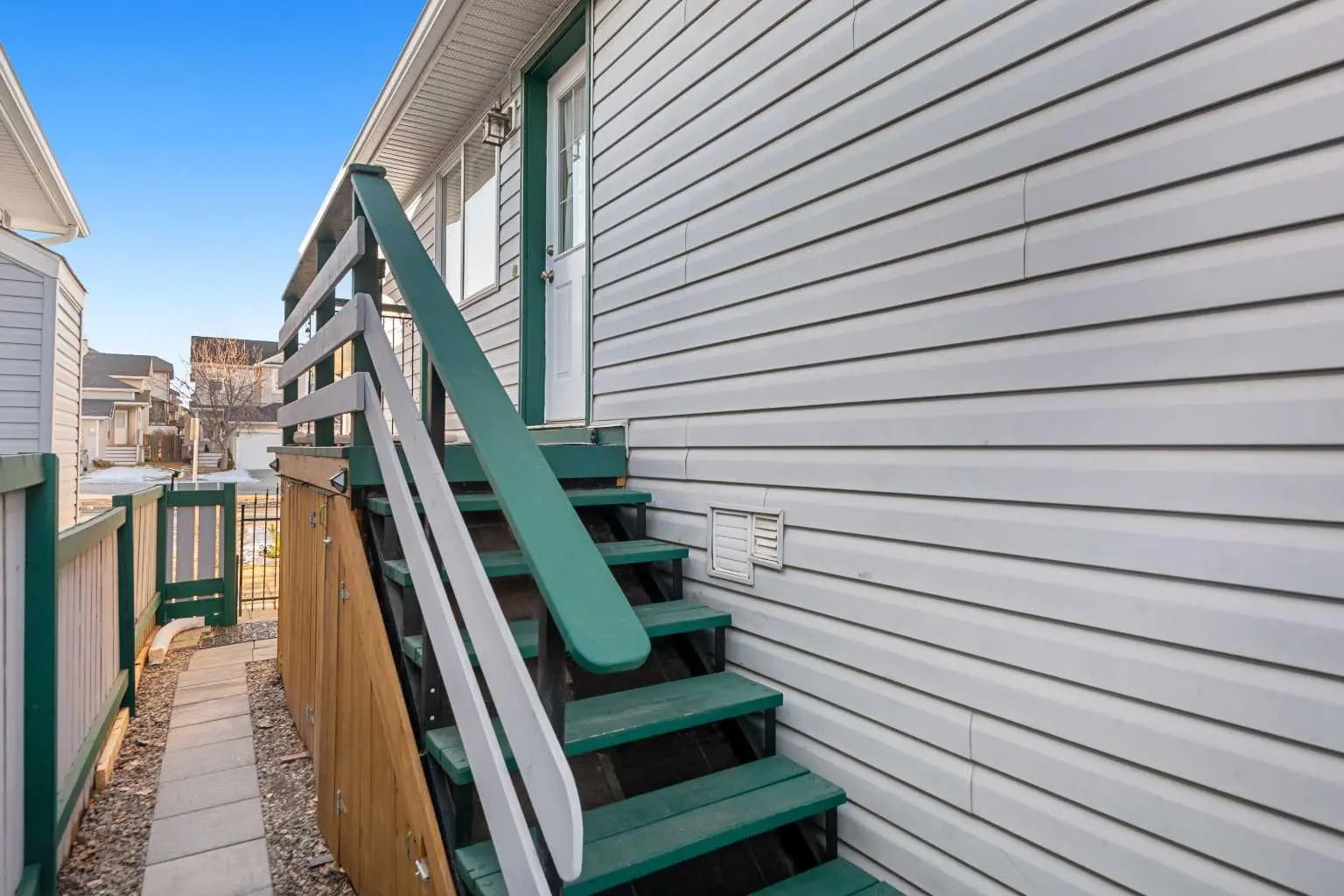 118 Bridleridge Way Southwest, Calgary – Residential Detached Listing Photo 29