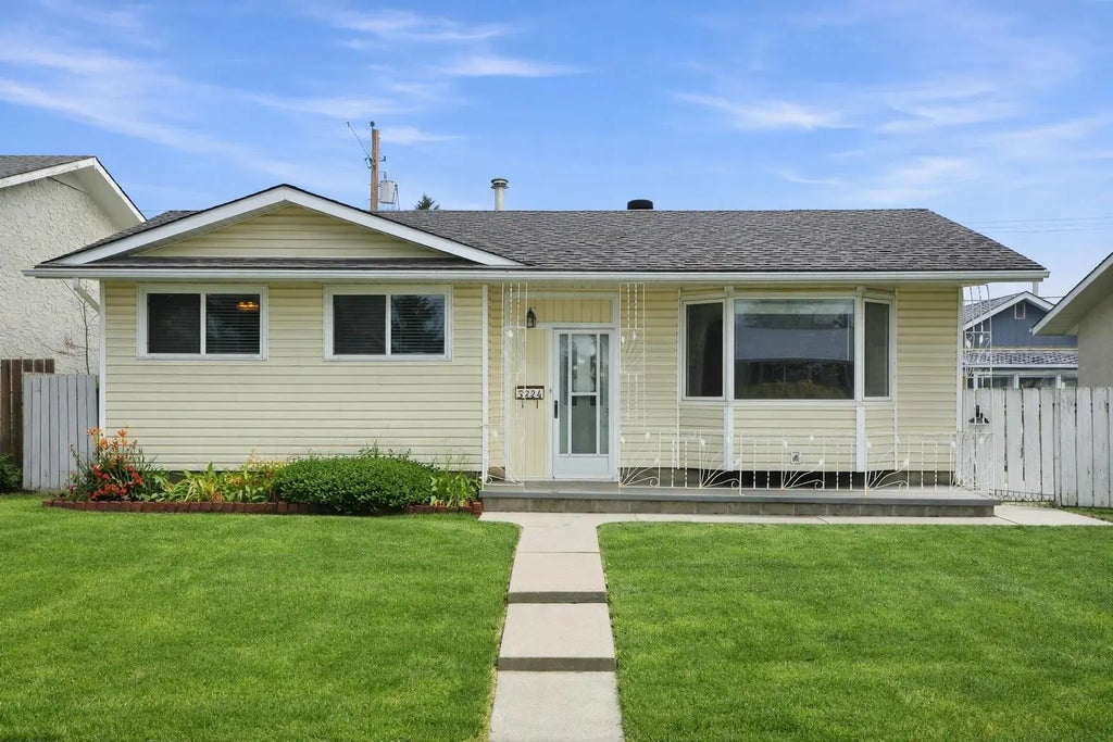 5224 5 Avenue Se, Calgary