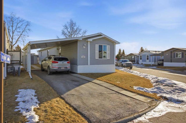 298, 99 Arbour Lake Road Nw Road Nw, Calgary