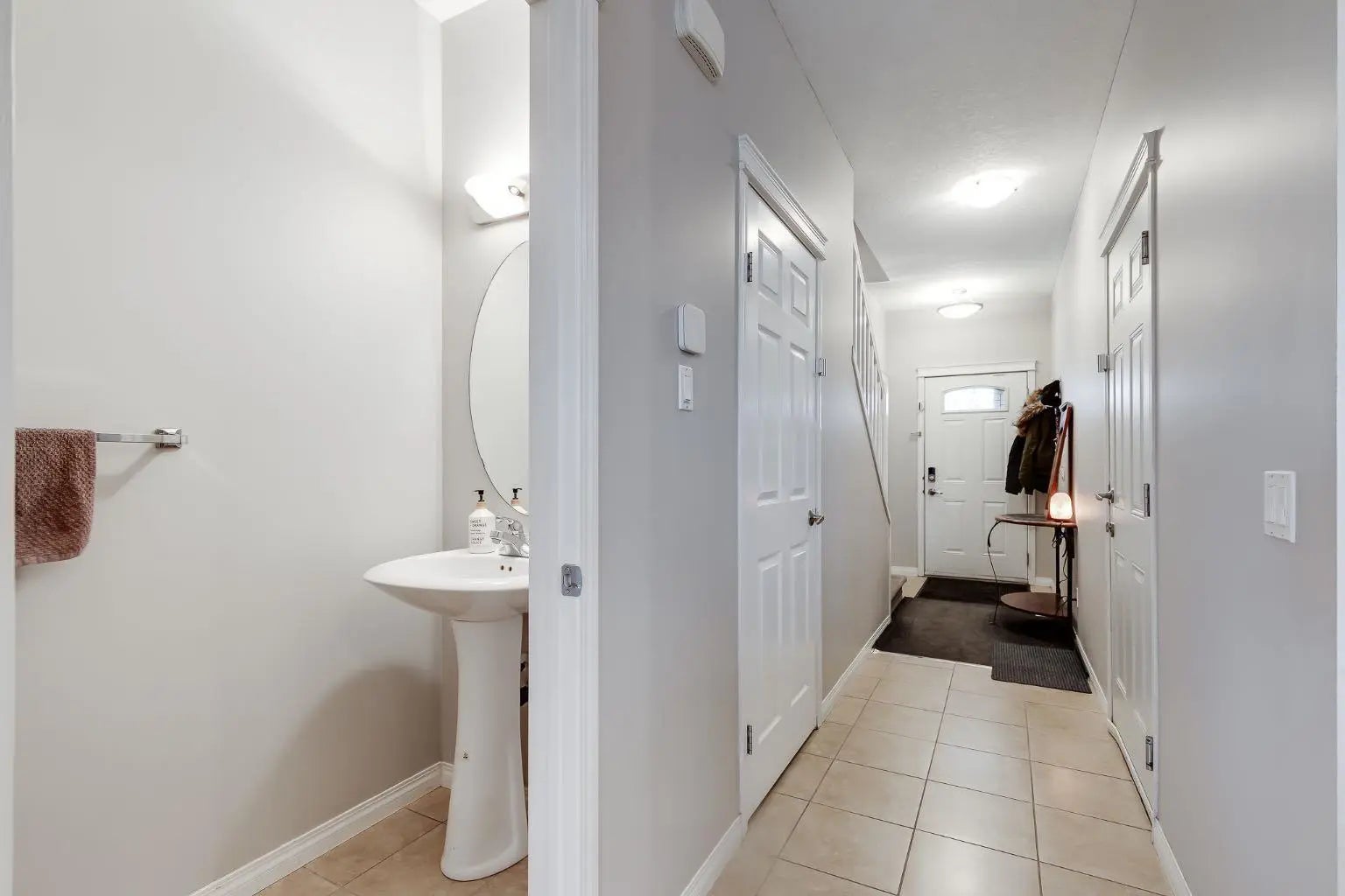 504, 620 Luxstone Landing Southwest, Airdrie – Residential Row/Townhouse Listing Photo 13