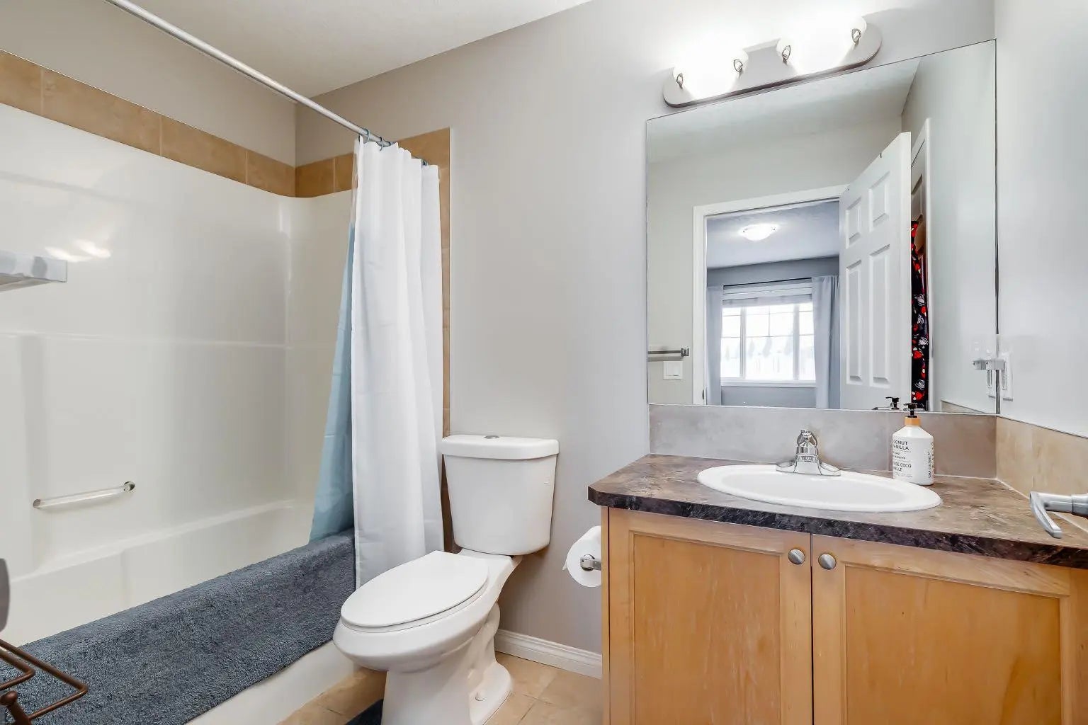 504, 620 Luxstone Landing Southwest, Airdrie – Residential Row/Townhouse Listing Photo 15