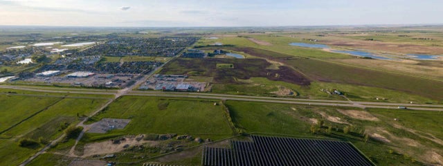 1 Highway 1  , Strathmore