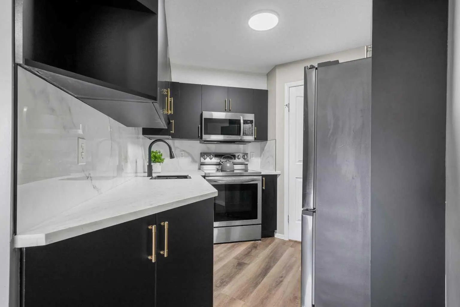 1411, 10 Prestwick Bay Southeast, Calgary – Residential Apartment Listing Photo 10