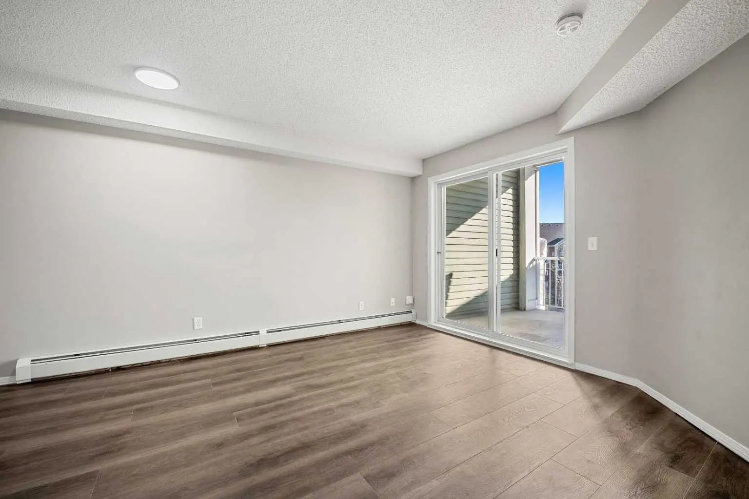 1411, 10 Prestwick Bay Southeast, Calgary – Residential Apartment Listing Photo 4