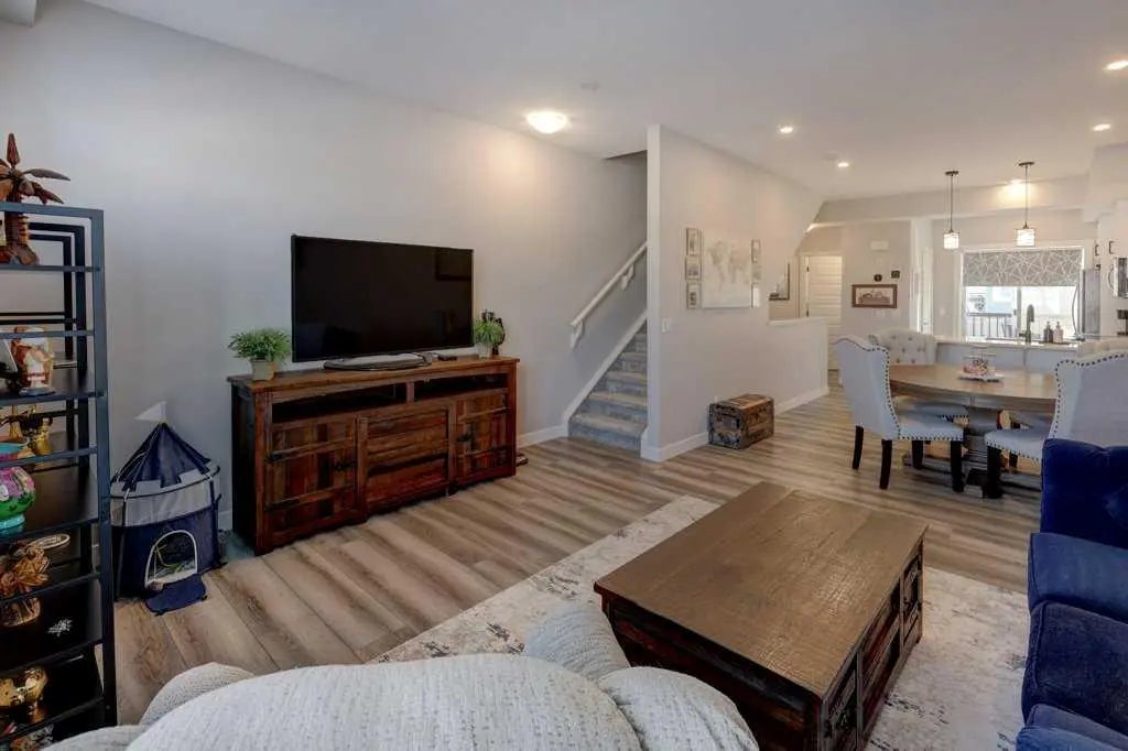 703, 115 Sagewood Drive Southwest, Airdrie – Residential Row/Townhouse Listing Photo 12