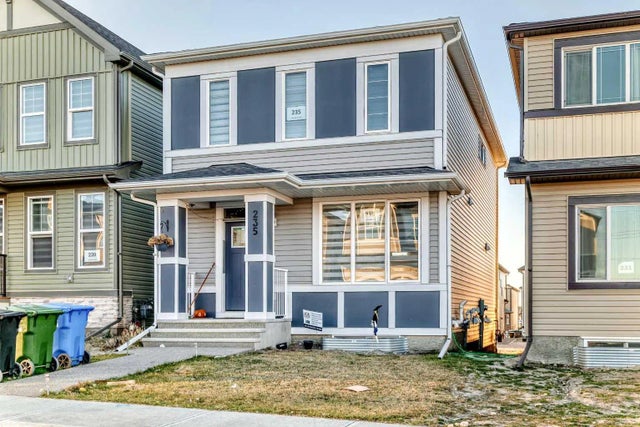 235 Cornerbrook Road Ne, Calgary