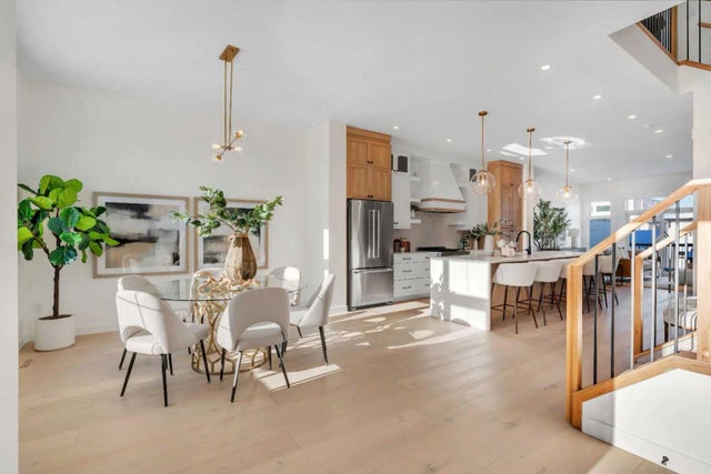 2436 30 Avenue Sw, Calgary