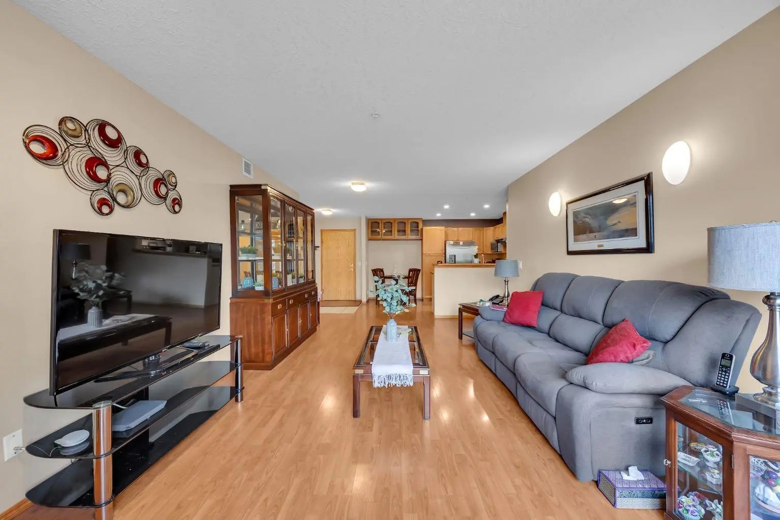 106, 728 Country Hills Road Northwest, Calgary – Residential Apartment Listing Photo 3