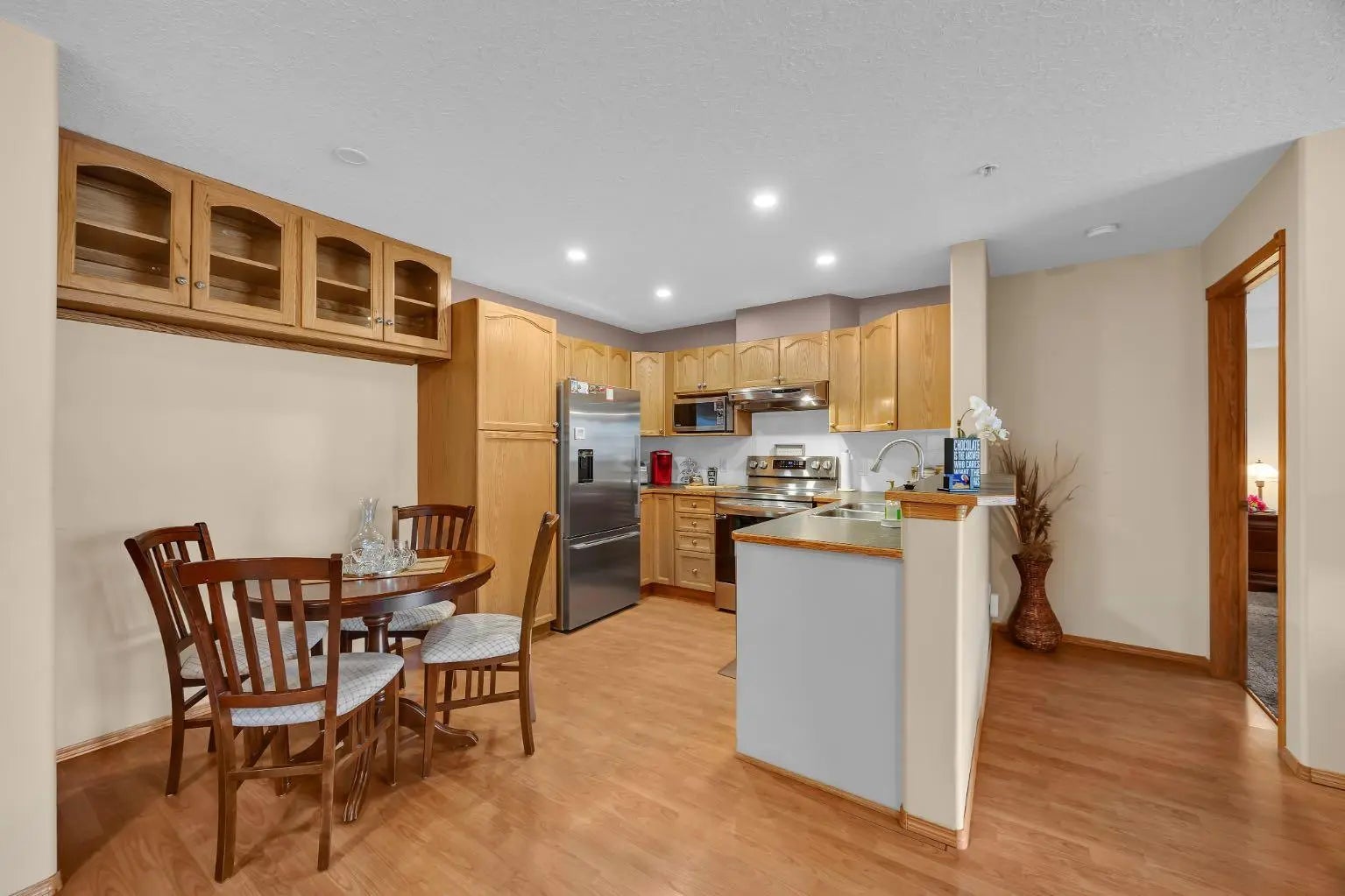 106, 728 Country Hills Road Northwest, Calgary – Residential Apartment Listing Photo 7