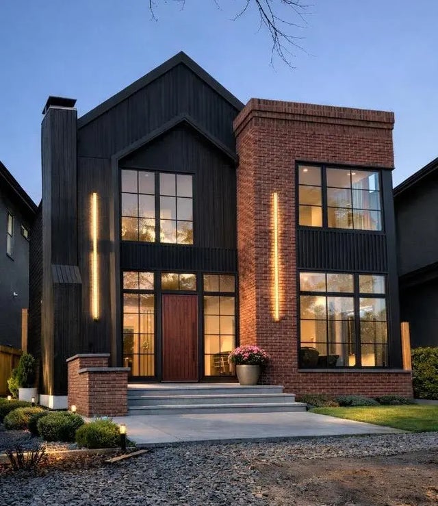 2034 49 Avenue Sw, Calgary