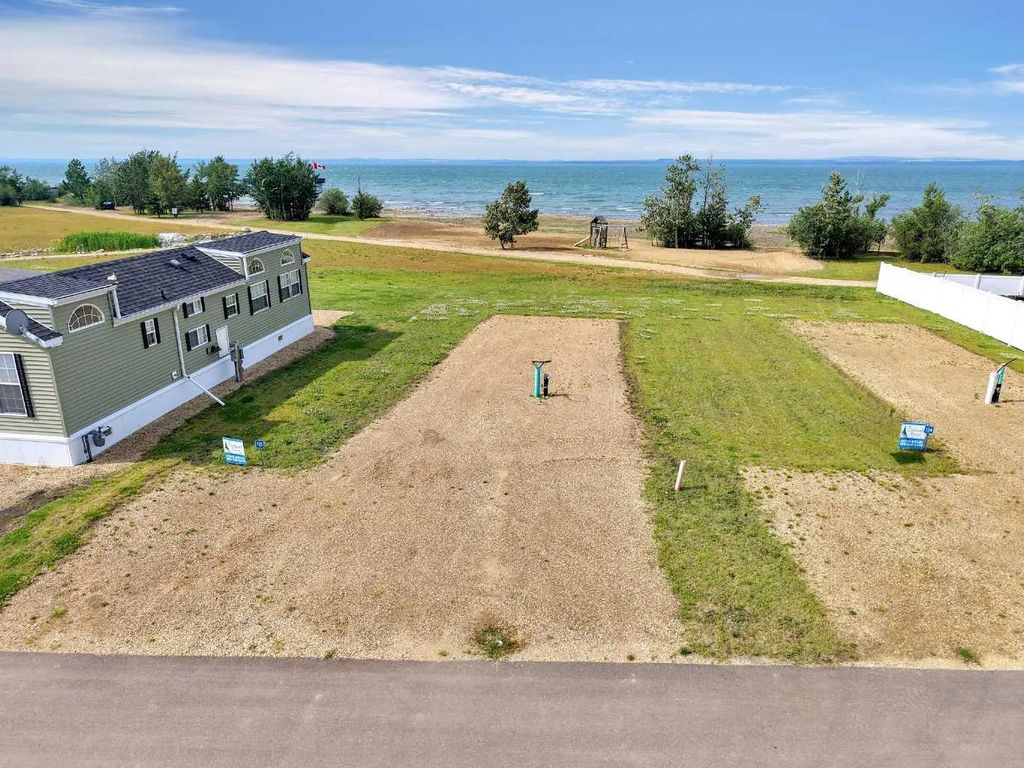 135 41310 Range Road 282  , Rural Lacombe County