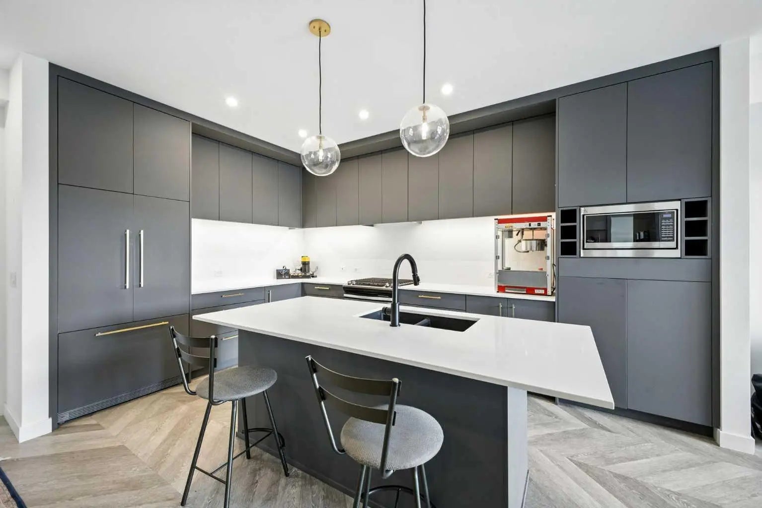 419, 4275 Norford Avenue Northwest, Calgary – Residential Apartment Listing Photo 4