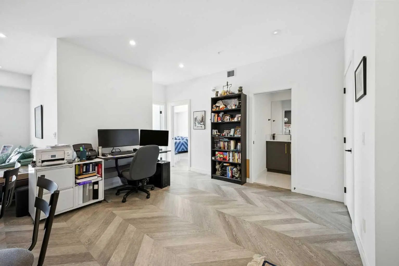 419, 4275 Norford Avenue Northwest, Calgary – Residential Apartment Listing Photo 8