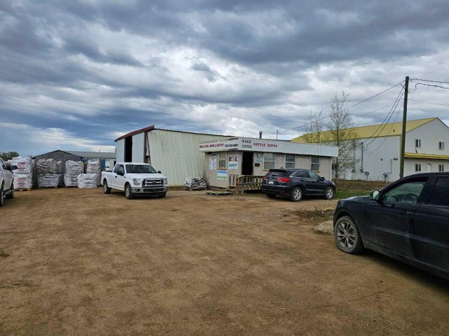 9500 120 Avenue , High Level