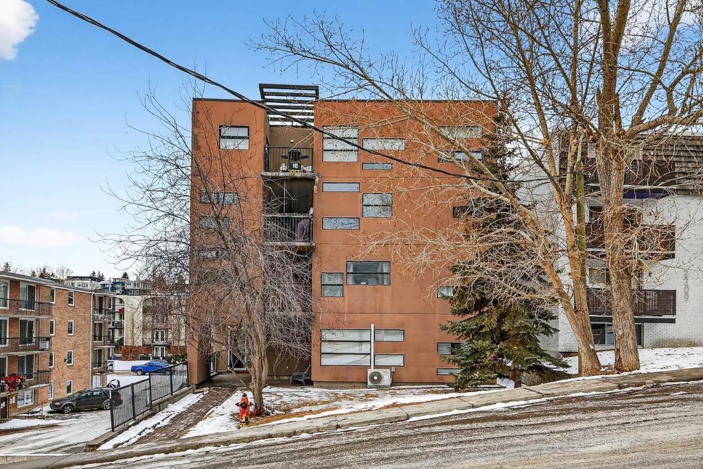 301, 2316 17b Street Sw, Calgary