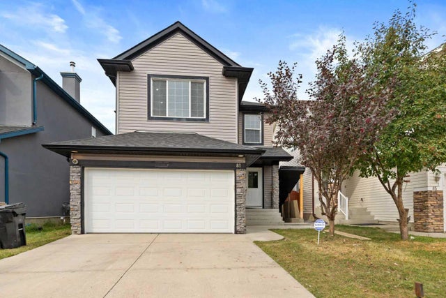81 Saddlecrest Green Ne, Calgary