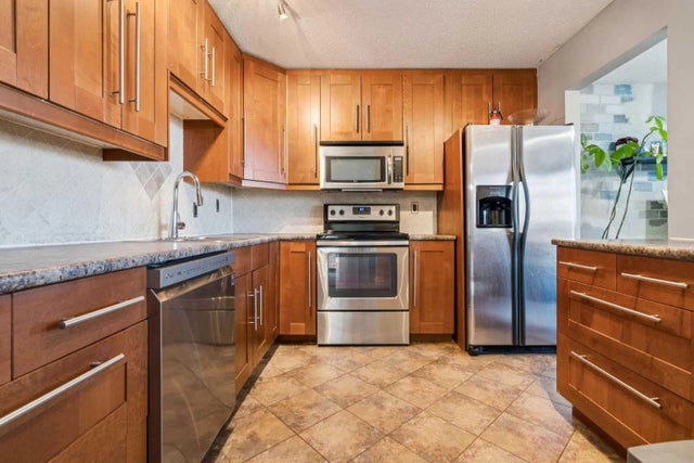 70 Midridge Gardens Se, Calgary