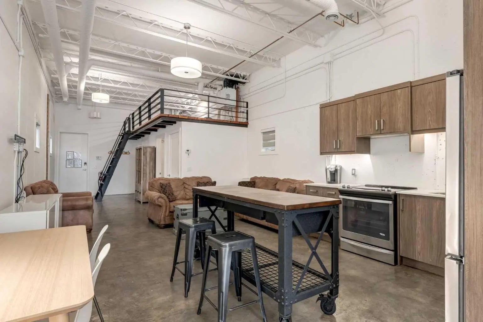 648 Mcdougall Road Northeast, Calgary – Commercial Multi Family Listing Photo 12