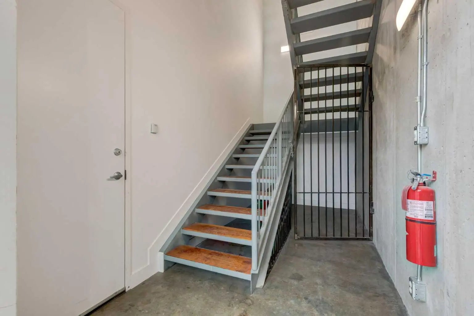 648 Mcdougall Road Northeast, Calgary – Commercial Multi Family Listing Photo 22