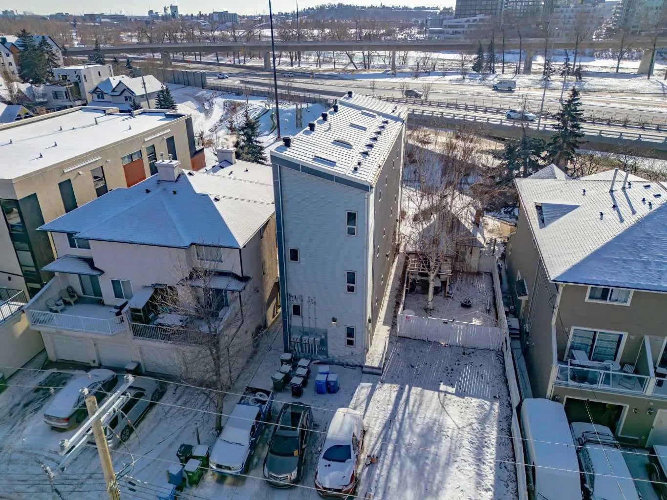 648 Mcdougall Road Northeast, Calgary – Commercial Multi Family Listing Photo 7