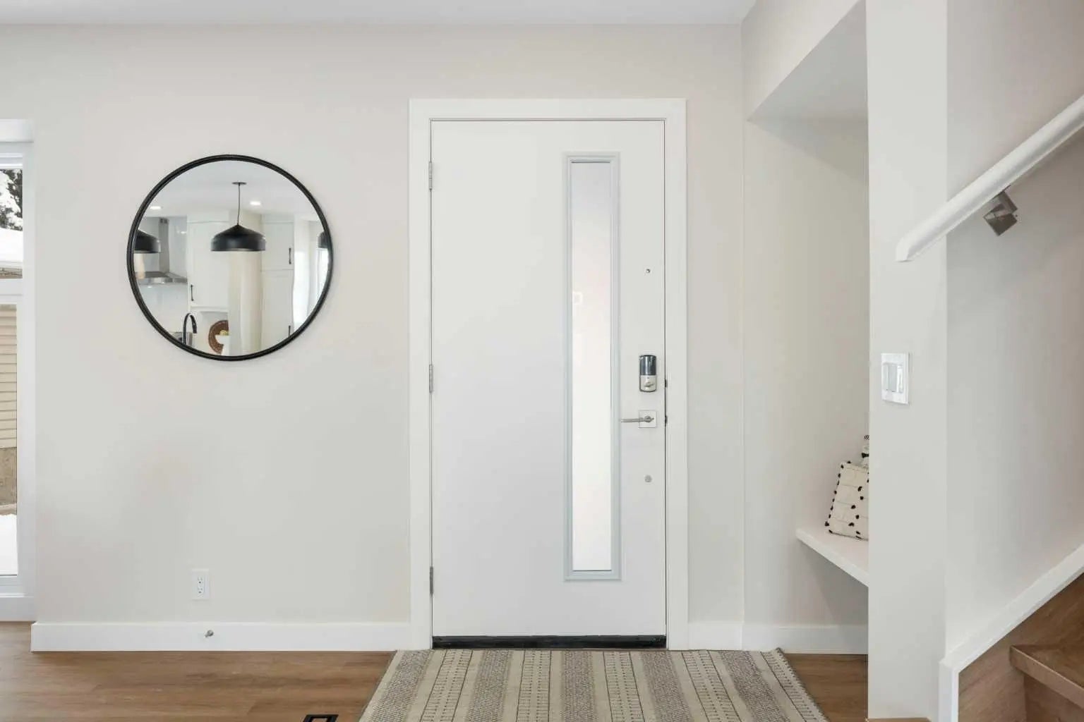 248 Madeira Place Northeast, Calgary – Residential Detached Listing Photo 4