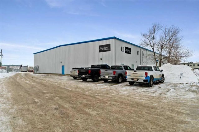 105, 11302 95 Avenue , Grande Prairie