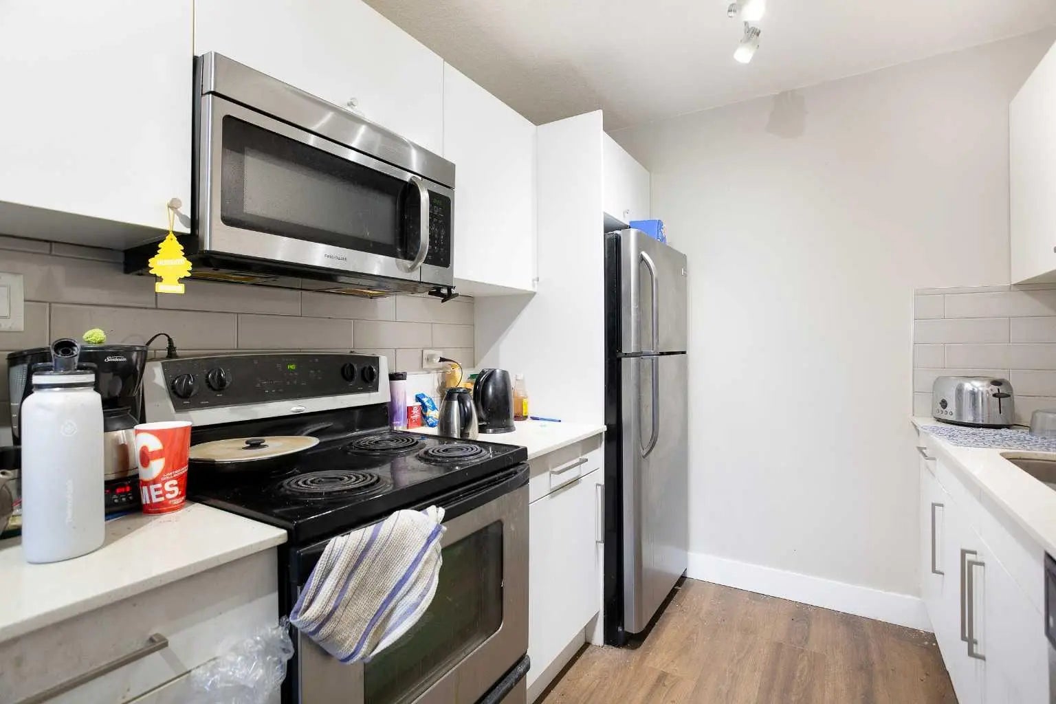 2d, 515 17 Avenue Southwest, Calgary – Residential Apartment Listing Photo 10