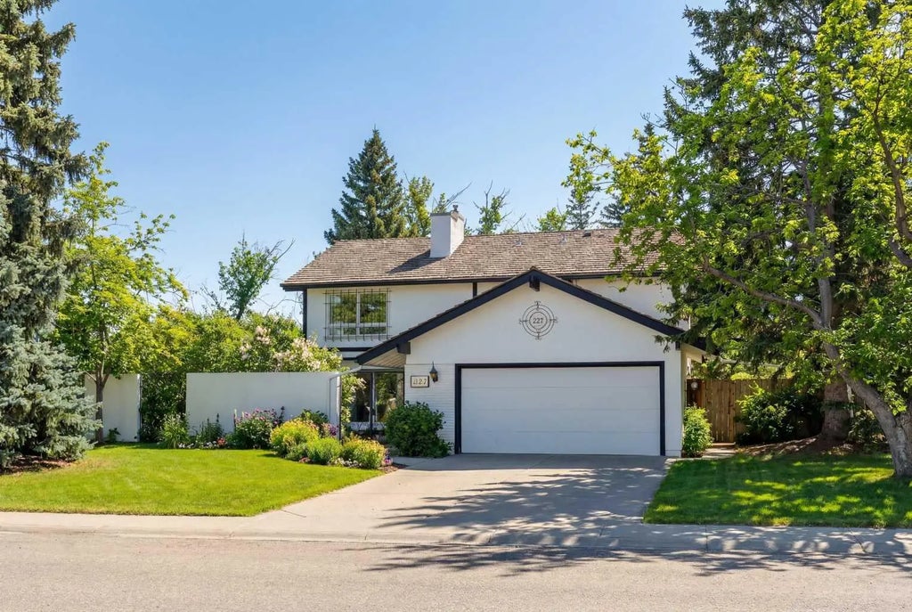 327 Willow Ridge Place Se, Calgary