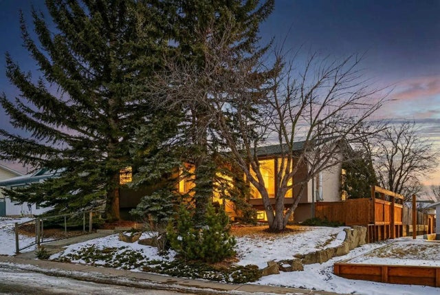 16 Rundleson Way Ne, Calgary