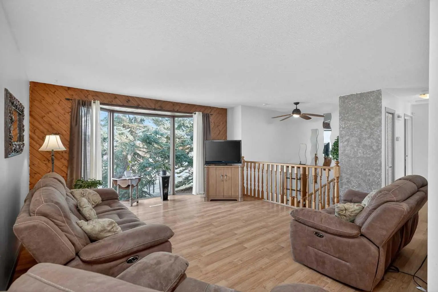 16 Rundleson Way Northeast, Calgary – Residential Detached Listing Photo 3