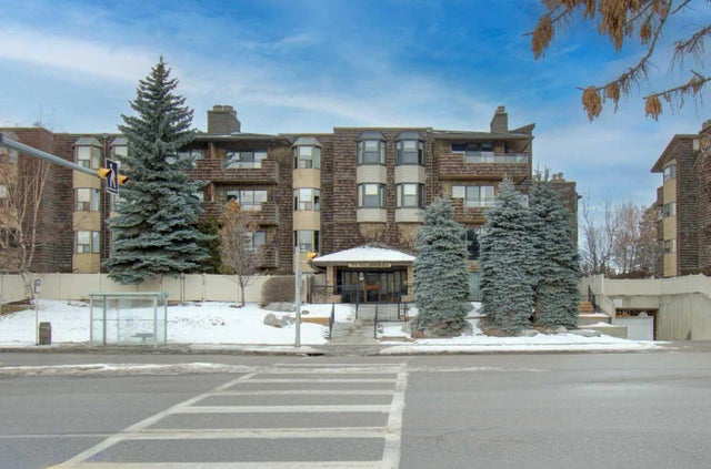 203, 3719b 49 Street Nw, Calgary