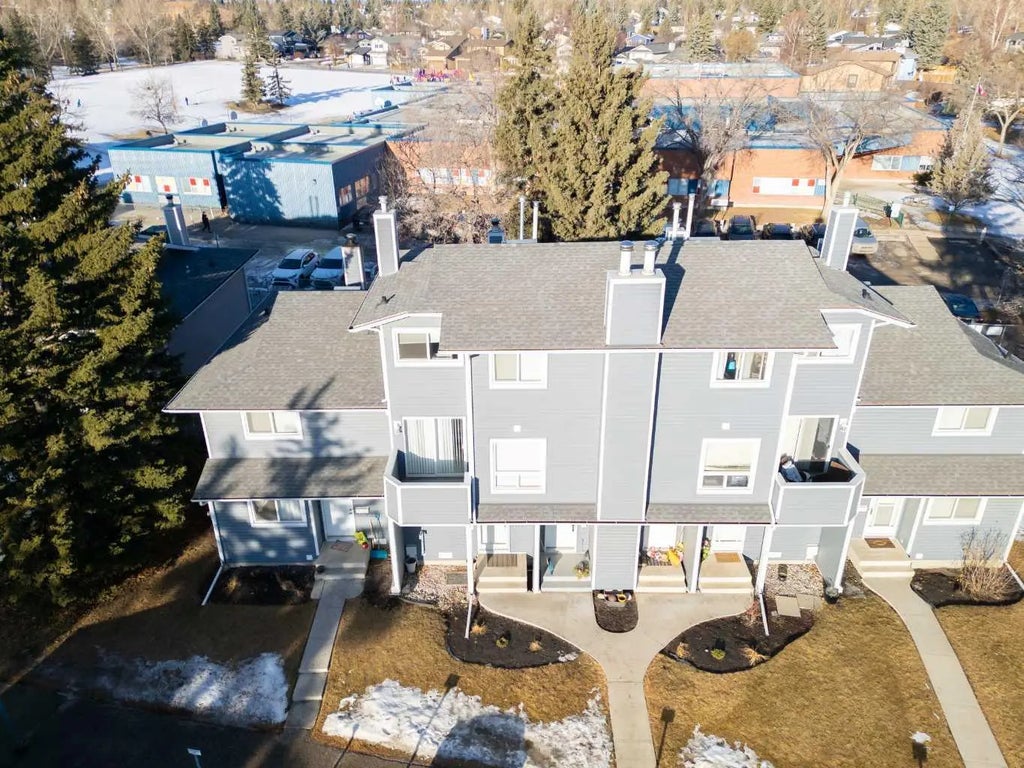 15, 200 Shawnessy Drive Sw, Calgary