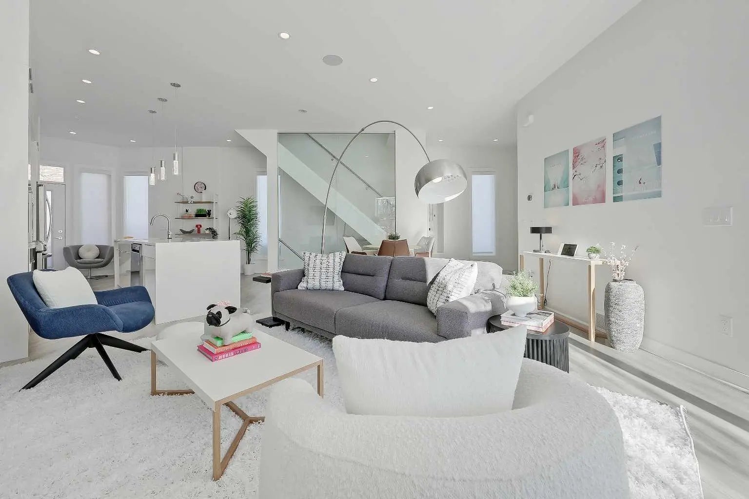 454 15 Avenue Northeast, Calgary – Residential Row/Townhouse Listing Photo 2