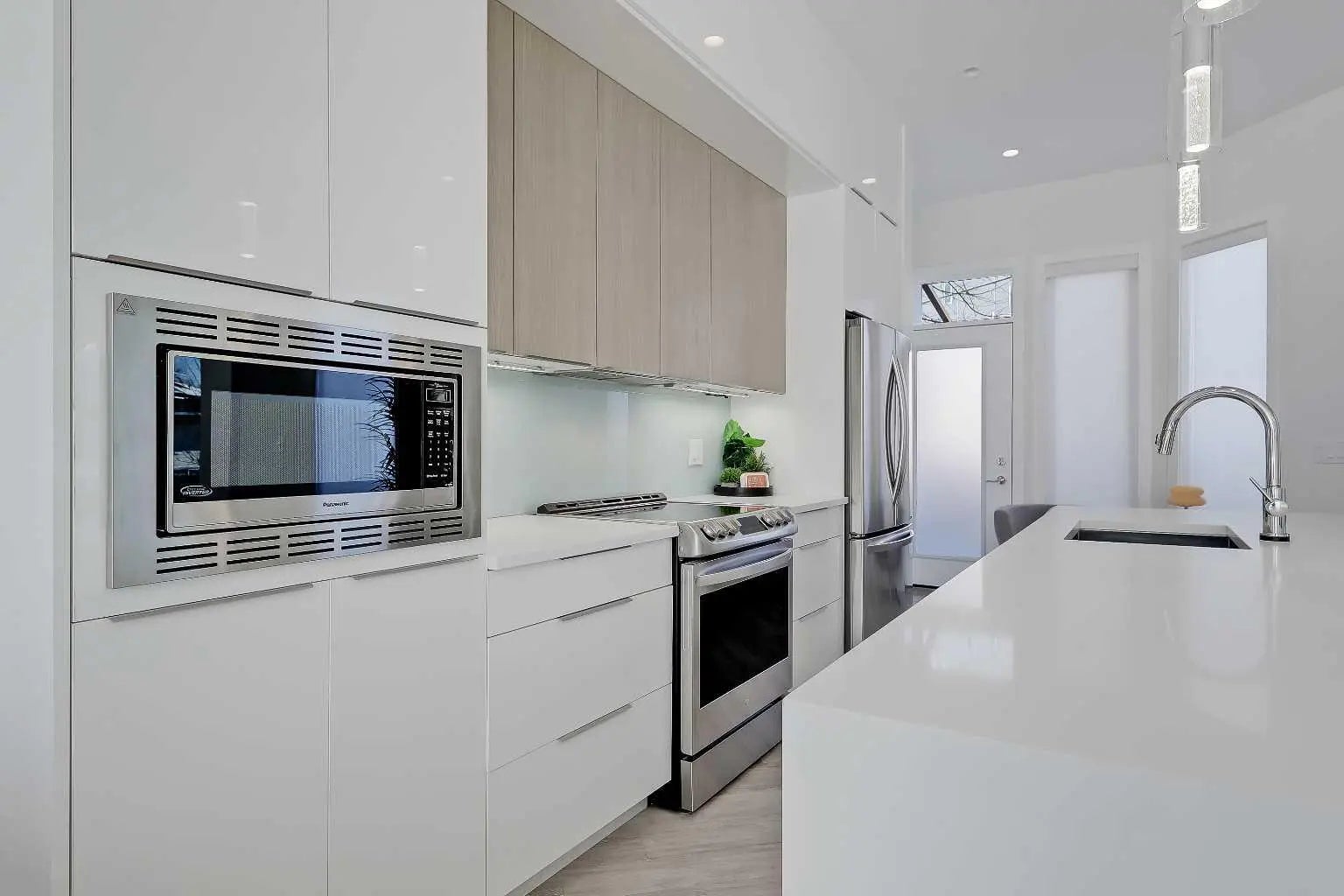 454 15 Avenue Northeast, Calgary – Residential Row/Townhouse Listing Photo 5