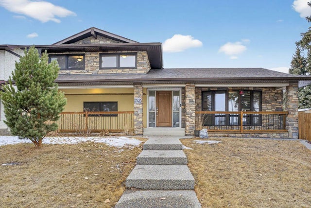 740 Lake Ontario Drive Se, Calgary