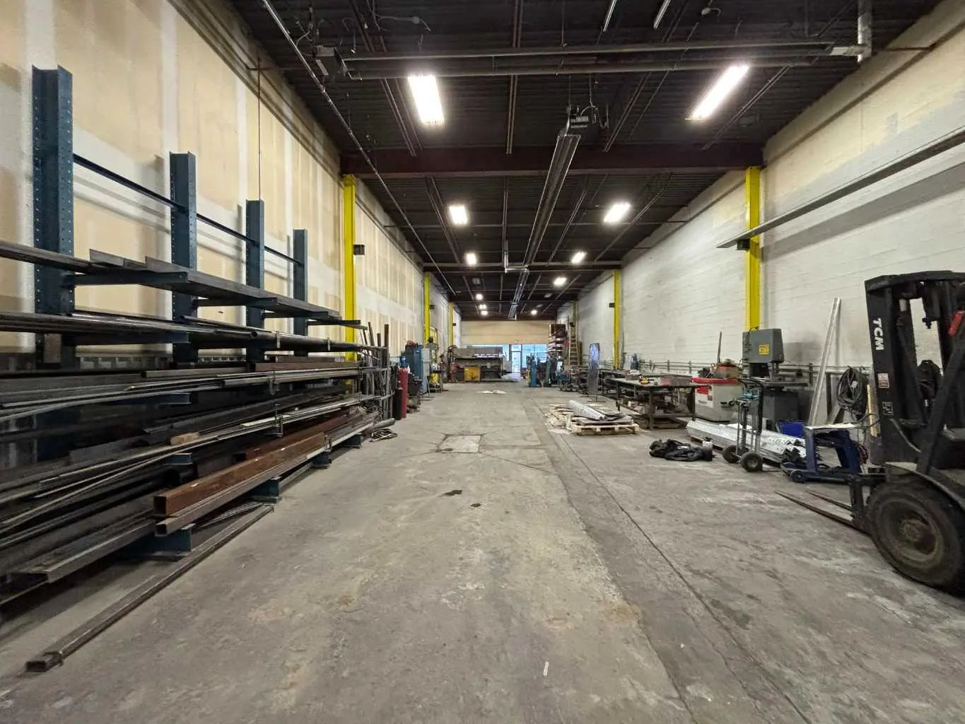 1114 4316 64 Avenue Southeast, Calgary – Commercial Industrial Listing Photo 3