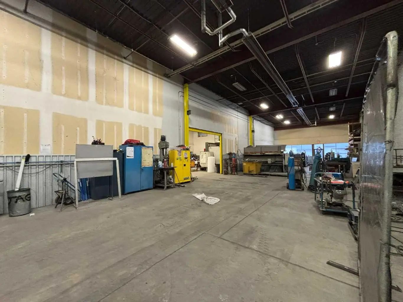 1114 4316 64 Avenue Southeast, Calgary – Commercial Industrial Listing Photo 4